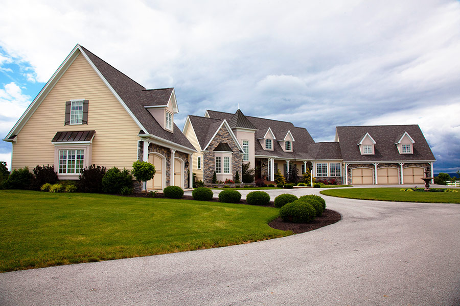 Bungalow / Craftsman-Style Home : Altoona, PA